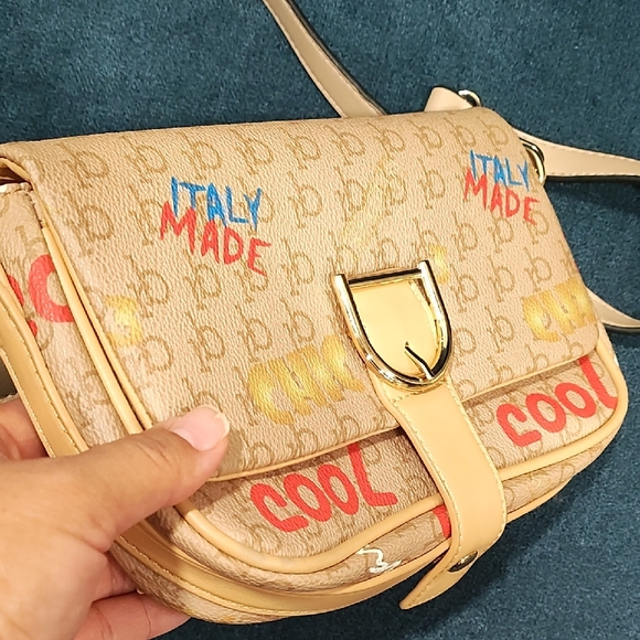 Trendy Beige Crossbody Bag with Colorful Accents - Picture 2 of 13